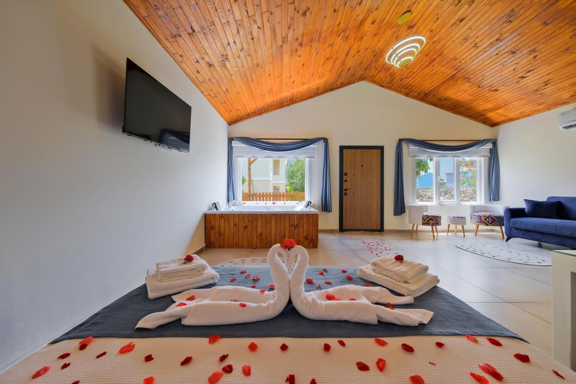 Larimar Suite Hotel Олудениз Экстерьер фото